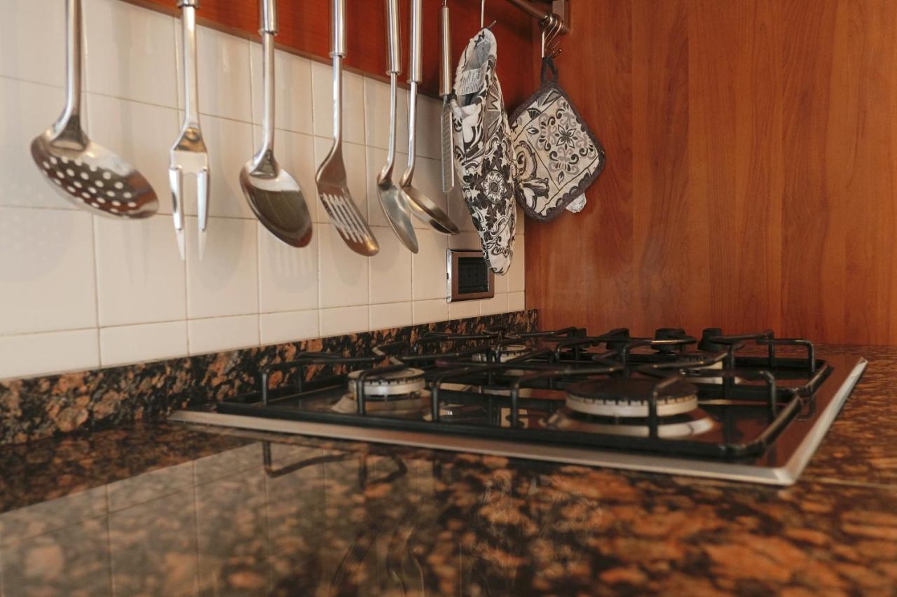 Best Way Rent - Apartments Near Tre Torri District Mediolan Zewnętrze zdjęcie